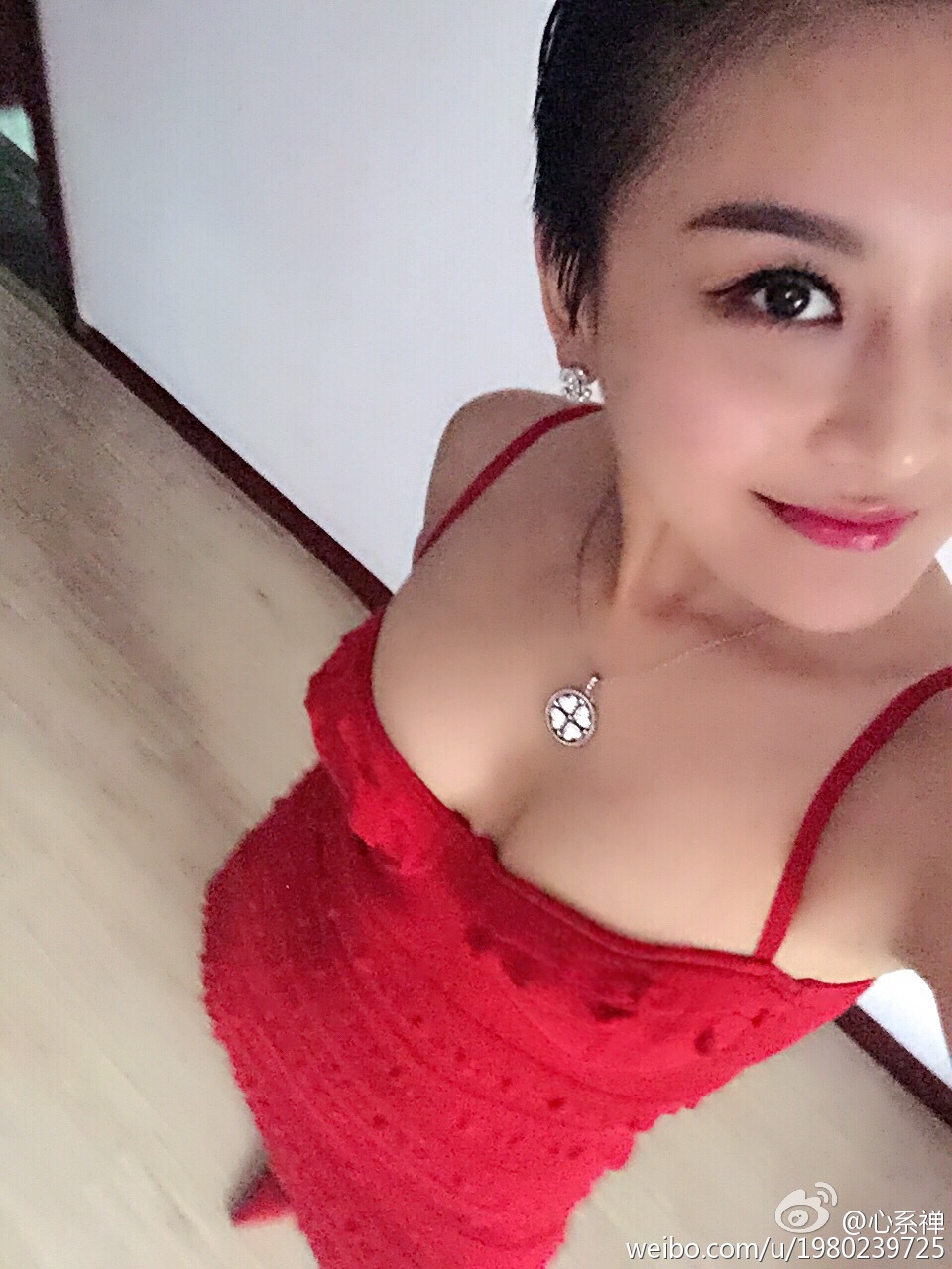 DDY第14期嫩模心系禪BB微博私照全收集